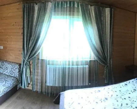 ロッジ «дем'янів двір» *