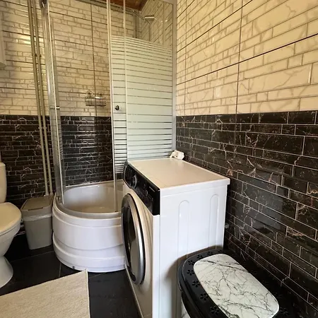 «дем'янів двір» Lodge