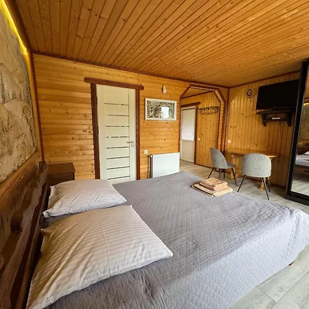 «дем'янів двір» タターリウ