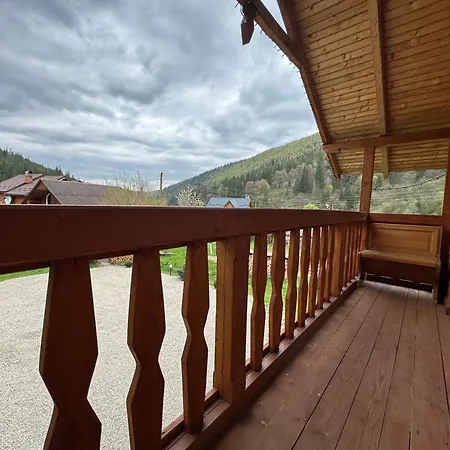 «дем'янів двір»