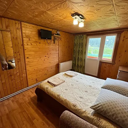 «дем'янів двір»