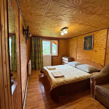 «дем'янів двір» * タターリウ