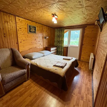 Lodge «дем'янів двір» *