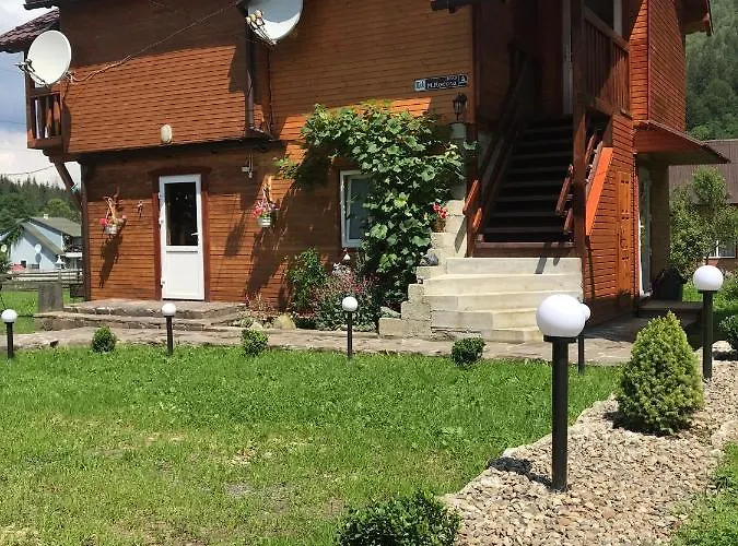 Lodge «дем'янів двір»