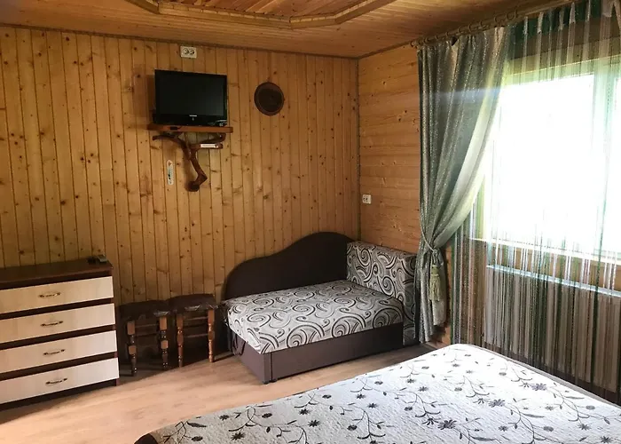 «дем'янів двір» Lodge *