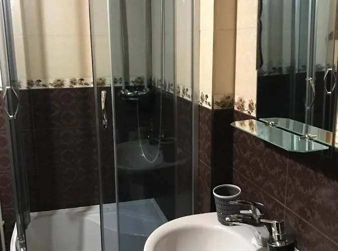 «дем'янів двір» 山林小屋 *